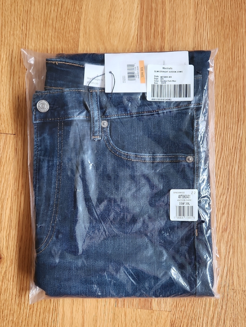 Calvin Klein, Men's Slim Straight Avedon Jeans, Dark Blue, 33x30